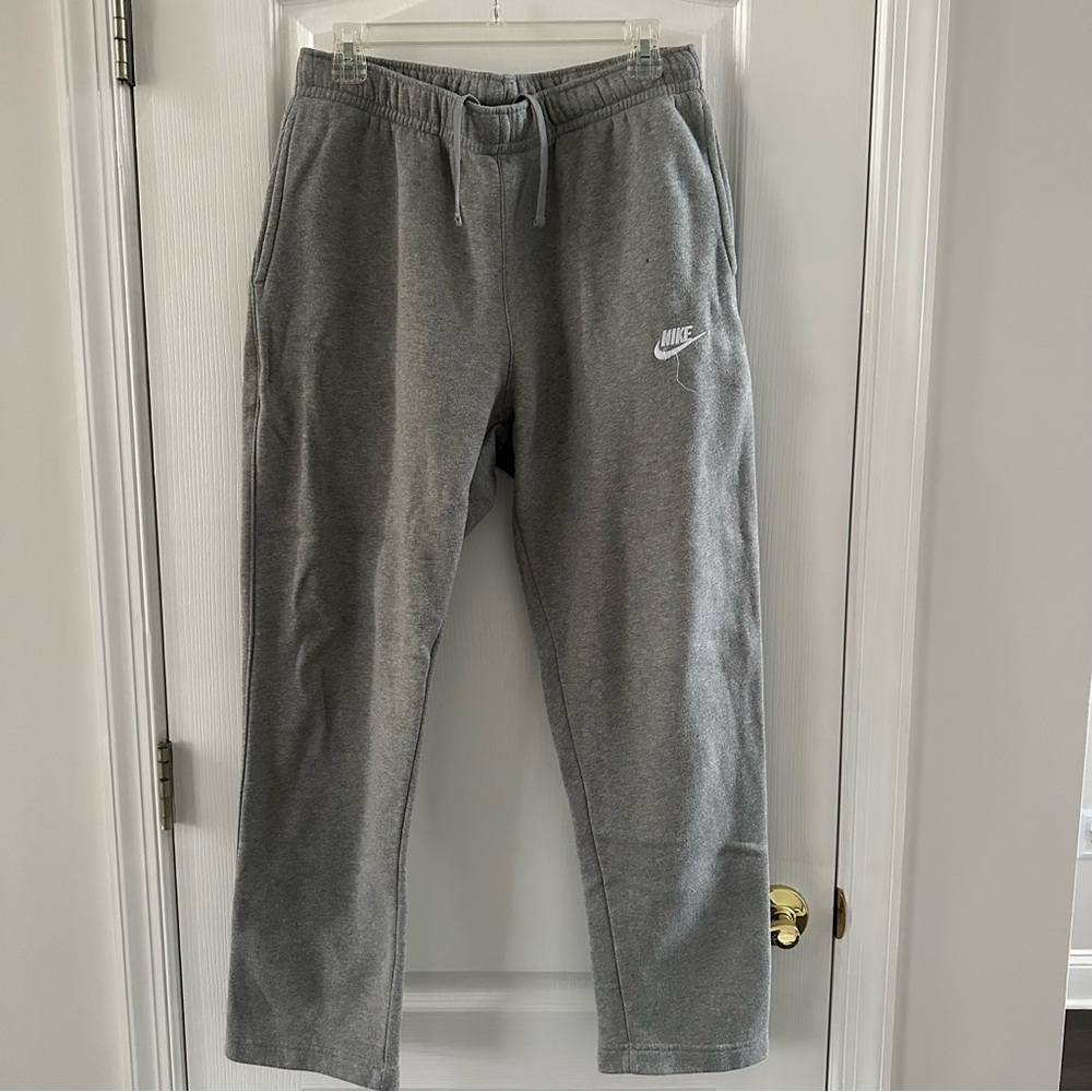 Men’s Nike Heather Gray Open Hem Sweatpants - Picture 7 of 7